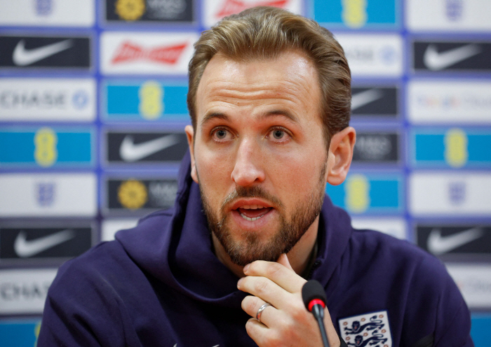 깜짝 선언! 손흥민 없는 토트넘도, 빈자리 생길 바르셀로나도, 전부 안 간다...케인의 고백 "난 뮌헨에서 행복해"