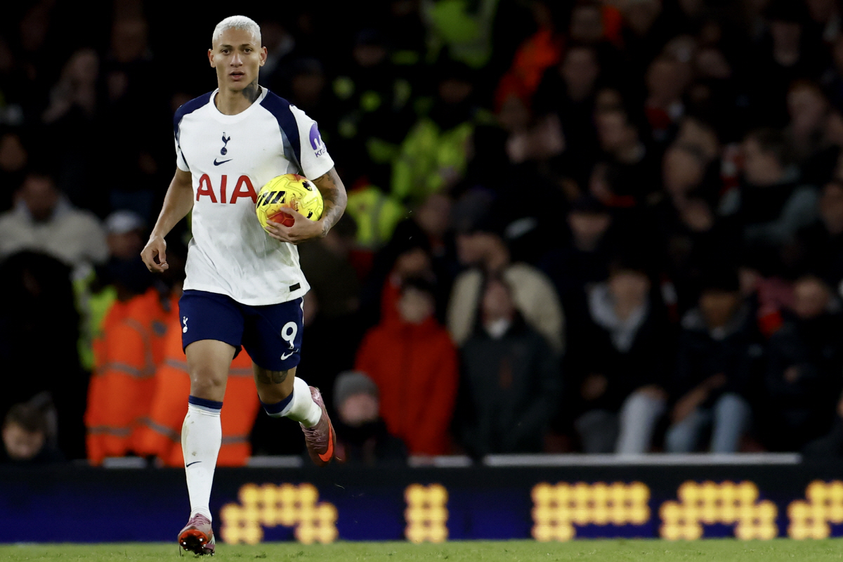 'BBC'의 우려! 콕 집어 '레전드' 손흥민, 또 등장시킨 프랭크 감독…