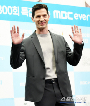 [전문] '역사왜곡 발언 논란' 송진우 이어 알베르토도 고개 숙였다…