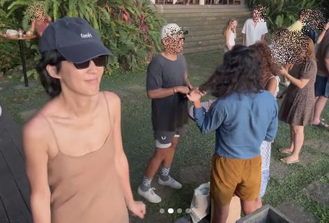 홍진경, 갑자기 미국에서 포착...이혼 세 달만에 한국 떠났다 "급하게 …