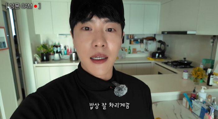 문원, ♥신지 생일에 '프라다 선물+31만원 식사' 카드 팍팍 썼다...…