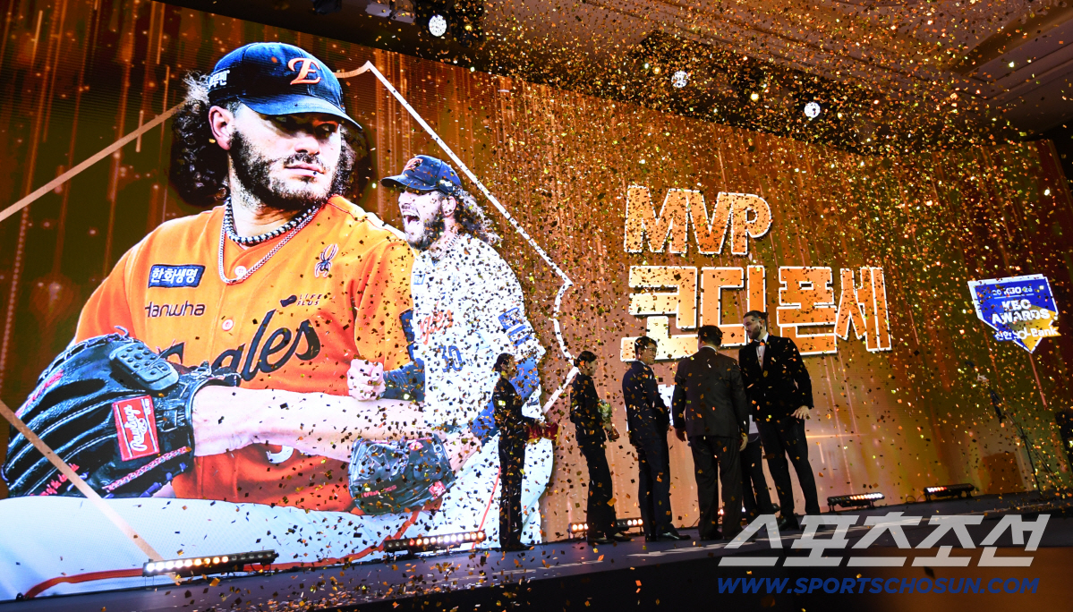 투수 4관왕 MVP 폰세는 떠나고? 타자 3관왕 디아즈는 남았다!...양…