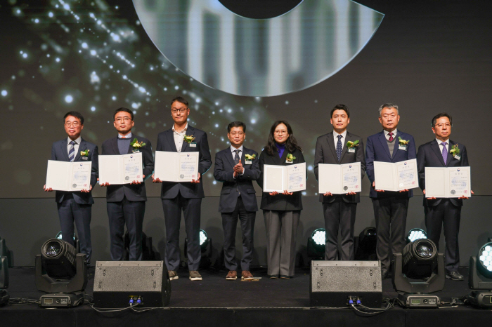 마사회,'2025 지역사회공헌 인정의 날'보건복지부 장관 표창 수상