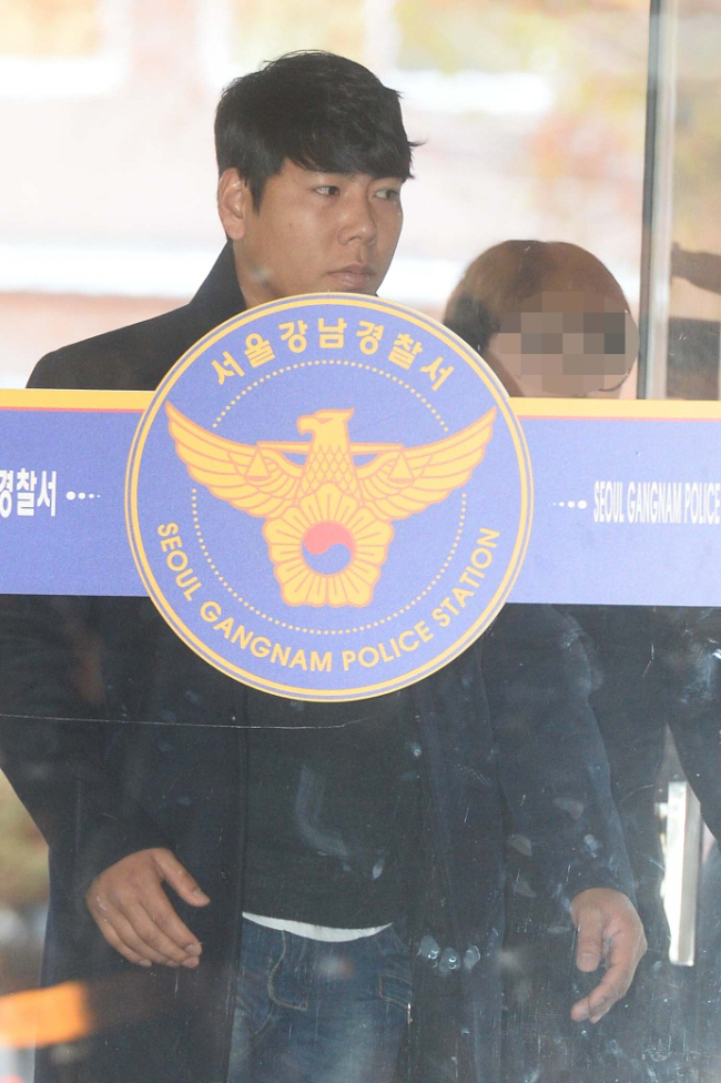 '다저스 스카우트 왔다고? 그래서 뭐?' 상습 음주운전 이력의 38세 은…