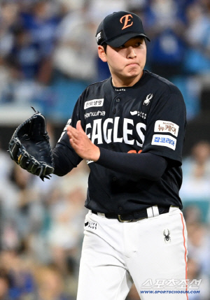 1군 풀타임→KS 마운드까지…'2년 차' 벌크업 효과 제대로 봤다 