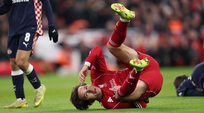 중위권 리버풀이 돌아왔습니다...또또또 안필드 대참사, 박살→더 박살 '4연패 후 3연패'