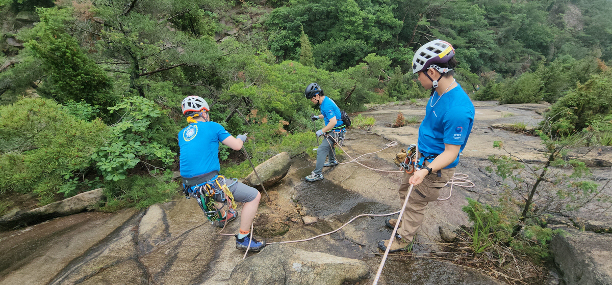 대한산악구조협회, '2025 주요숲길 사고 예방사업' 전국 20개소서 성…