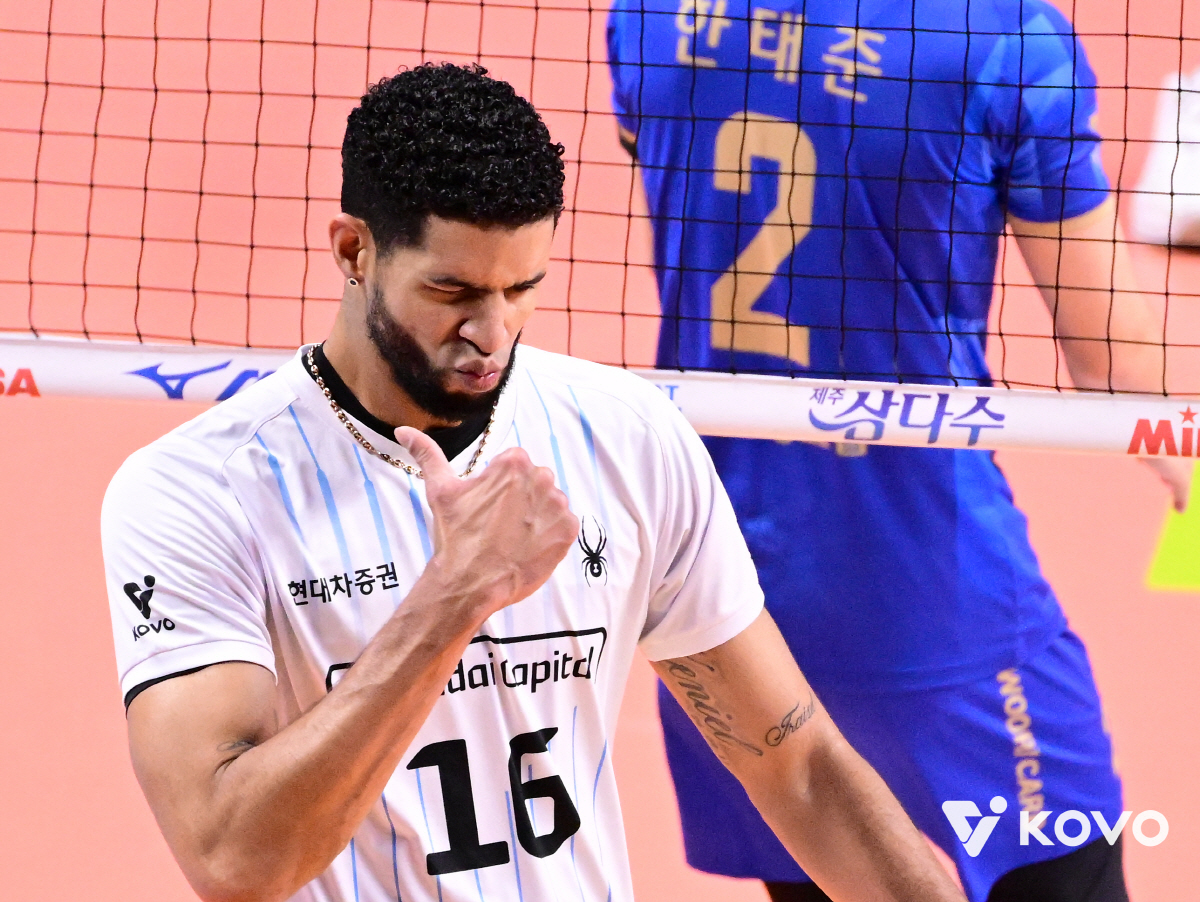 "최선 다할테니 도와줘"…3연패 끝! 역대 최초 6000득점은 그렇게 탄…