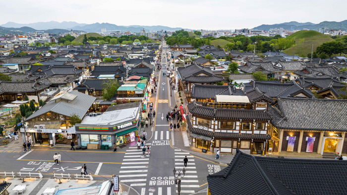 2025 한국 관광의 별이 떴다…반짝 반짝 '10개의 별' 뭔가 봤더니