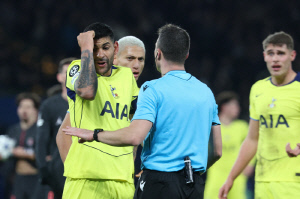 '캡틴 소니'가 대단했던 거야! 로메로 주장의 무게에 힘겹다→패배 원흉 지목…'PK 헌납' 평점 3점 최하점