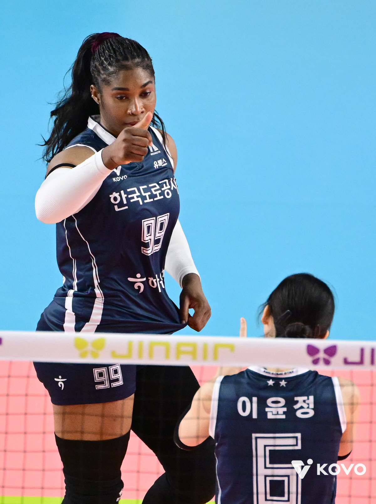 '구단 역대 2위 10연승 미쳤다' 1위 독주 도로공사 누가 막나…난적 …