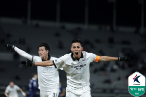 '결승골' 후이즈 