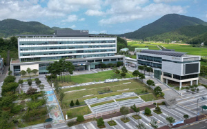 고흥군, 2026년 노인 일자리 5,206명 모집…역대 최대 규모