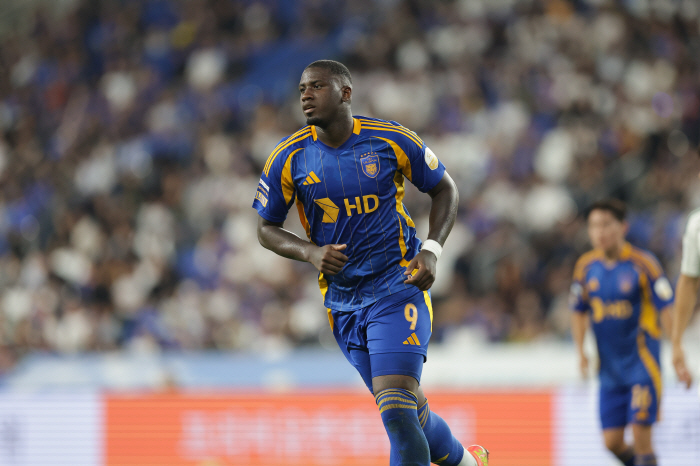 "말컹, 큰 부상 아냐→루빅손, 3G 연속골 도전" '사생결단' 울산, 제주와 벼랑 끝 '잔류 전쟁'