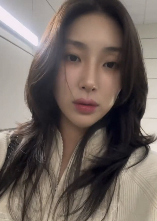 자이언트 핑크, 피 묻은 휴지 사진 공개.."도와주세요"