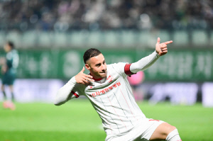 '믿는다! 전방-바사니, 후방-김형근' 키플레이어 듀오, 부천FC1995 플레이오프 승리 이끈다