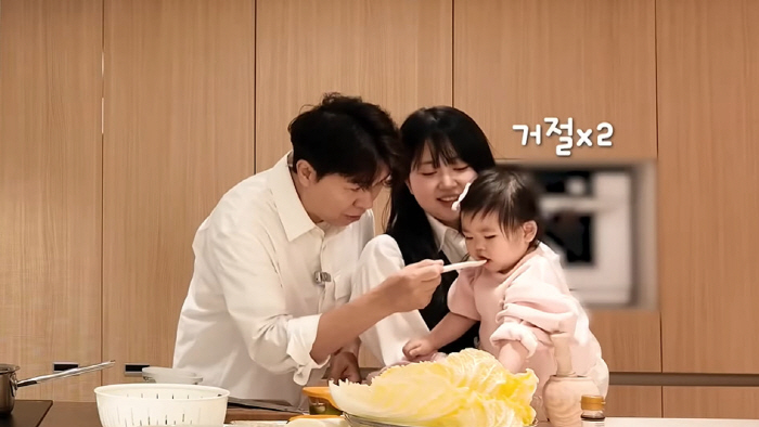 박수홍, 출산 1년만 ♥김다예 육아 폭로에 당황..."이유식 한번도 안 …