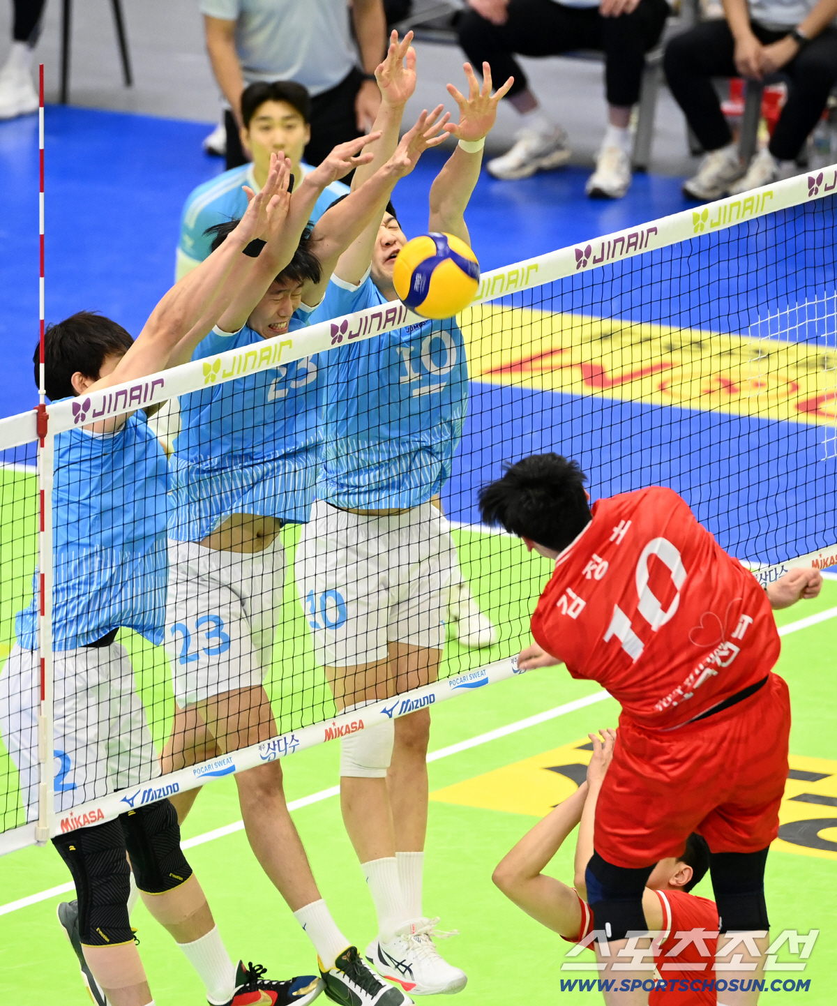 [포토] 정지석 김민재 한선수, 김정호 막았다!