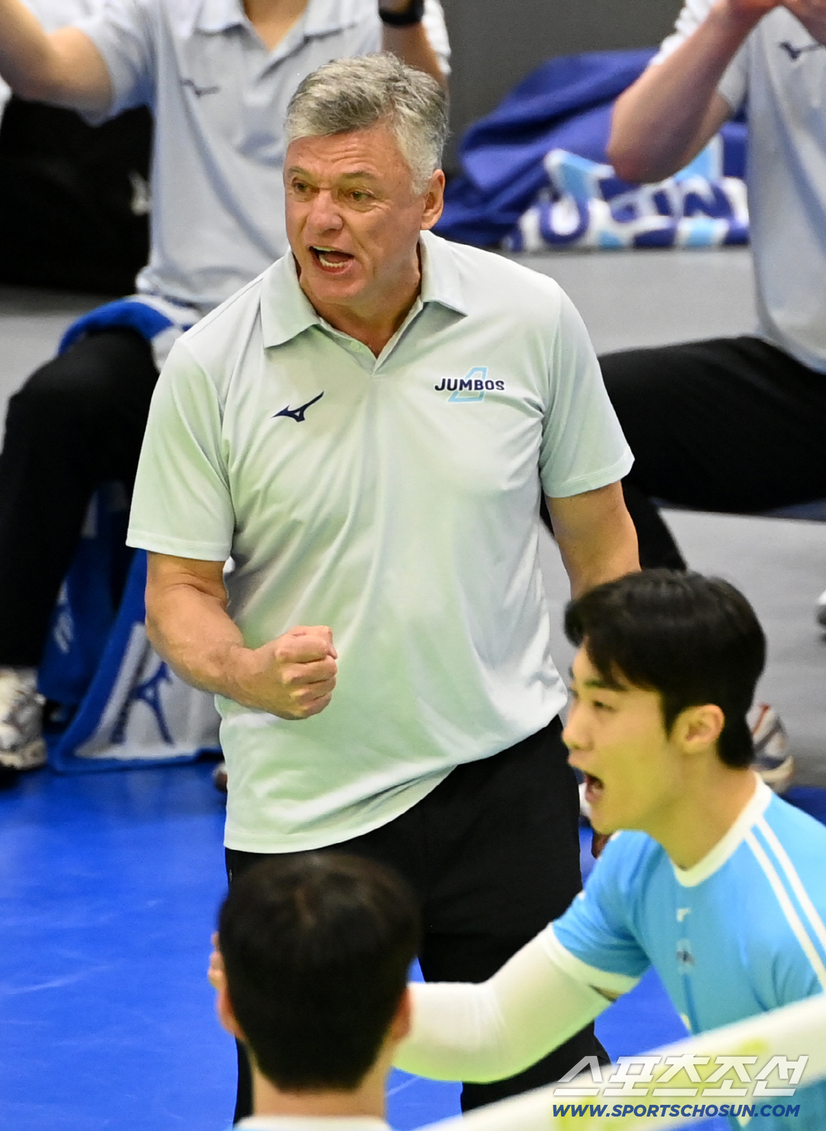 마음껏 웃었다! '노림수' 적중한 사령탑의 칭찬 릴레이 "완벽한 승리, …