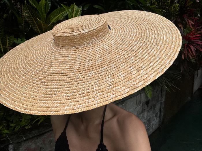 홍진경, 40kg대로 빠진 뒤 '뼈말라' 비키니 자태...인생 휴가서 힐…