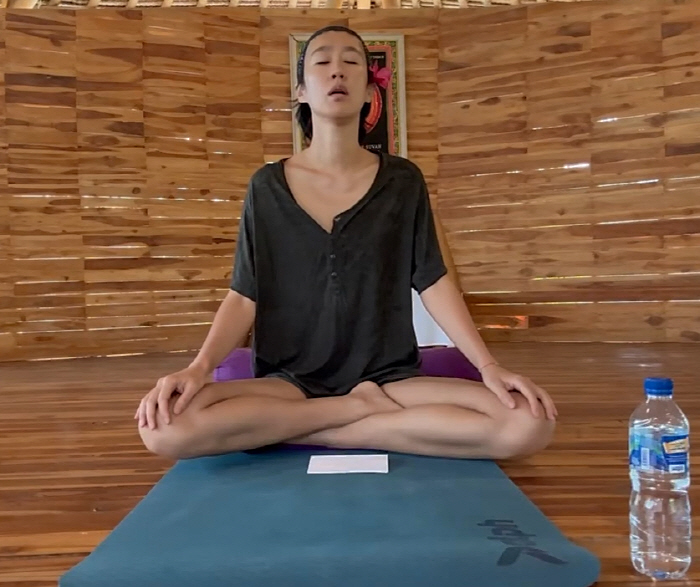 홍진경, 40kg대로 빠진 뒤 '뼈말라' 비키니 자태...인생 휴가서 힐…