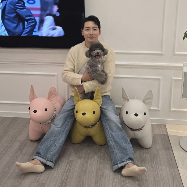 박군♥한영, 결혼 3년만 새 식구 생겼다 "집안이 더 포근해져"