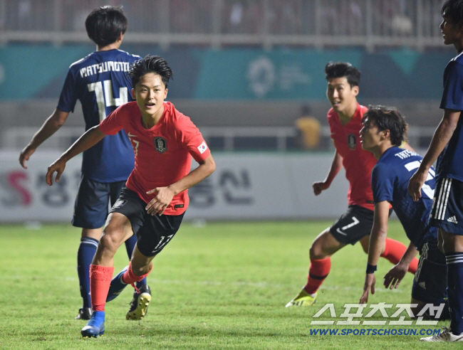 '아스널 9번'부터 '한국 메시'까지, "일본에 위협되지 않는, 한국의 …