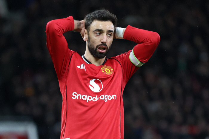 이렇게 허무하게 떠나나요...2020년대 맨유 유일 월드 클래스 이대로 굿바이? 이별 가능성 "이적 가능성 열려있다"