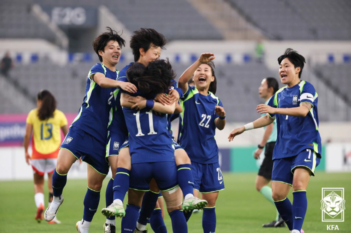 '28살 송재은 늦깎이 데뷔→김민지 데뷔골' 女신상우호, 유럽 원정서 웨…
