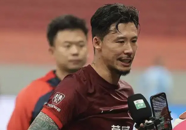 中 제정신인가, "'린가드에 살인태클' 장린펑, FC서울 도발에 팀원 보…