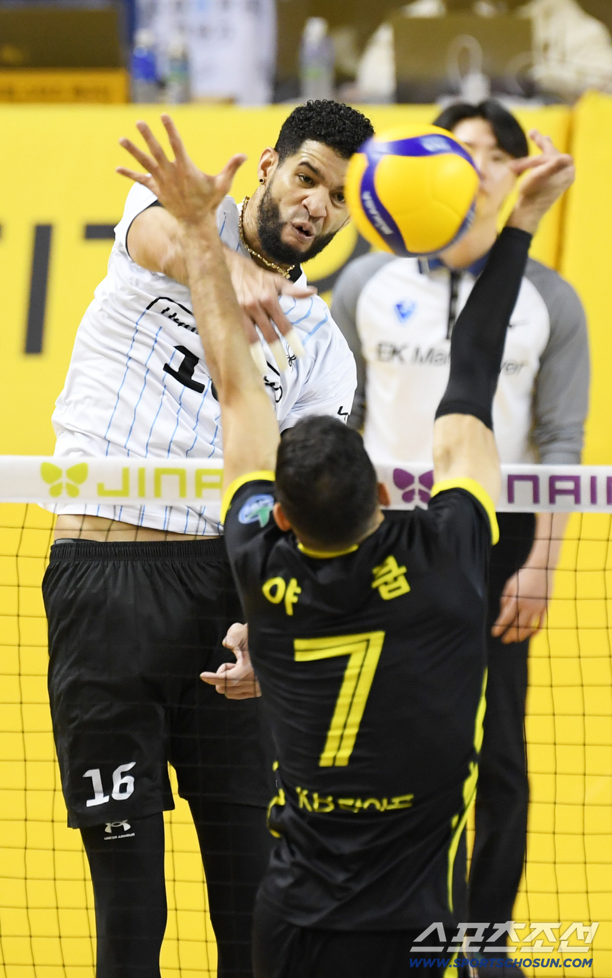 [포토] 레오, 파워