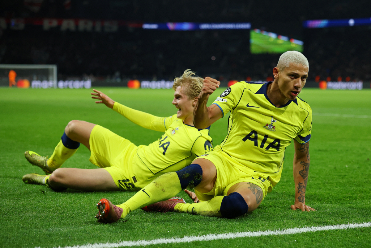 英 단독 보도, "손흥민 빈자리 채워라" 미션 완전 실패...토트넘도 포…