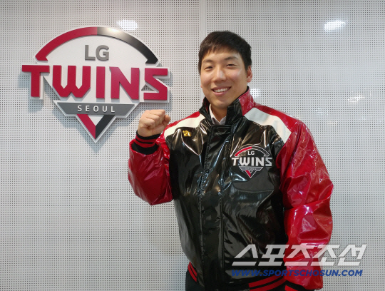 평생 '잠실 까방권' 있었다...김현수는 수원에서 20홈런 타자로 부활할…