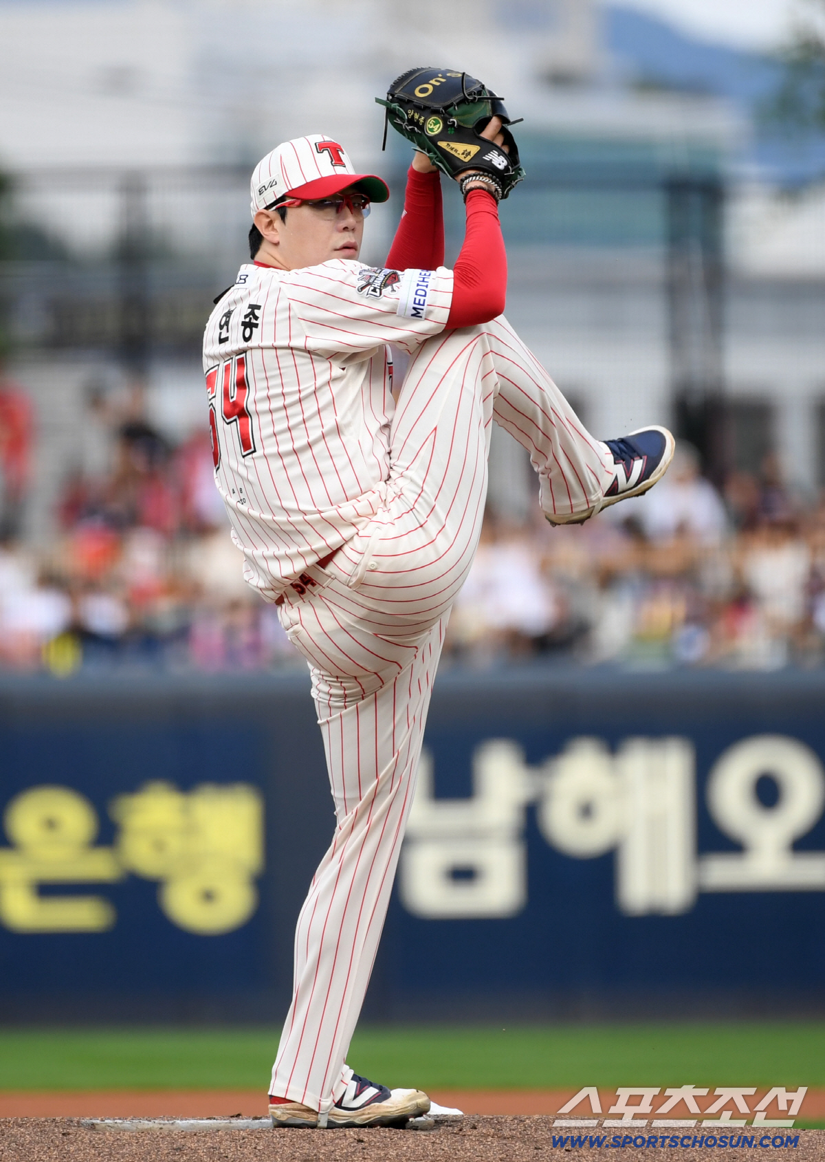 지옥에서도 데려온다는 왼손 불펜이 아직 FA 시장에 있다. 남은 FA 1…