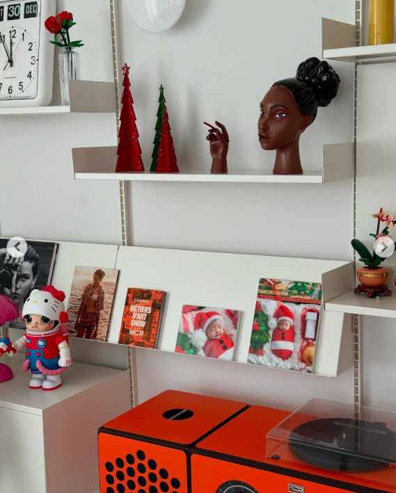 이시영, 논란됐던 '본아트' 또 올렸다…신생아 장식품 연출 논쟁 재점화