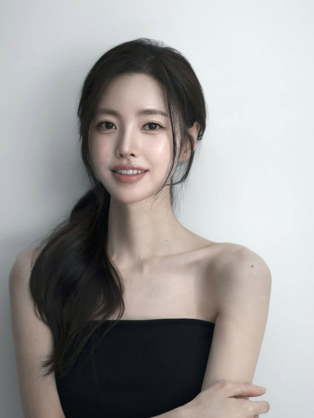 [SCin스타] 진세연, 얼굴 갈아 끼웠다..2년 만 컴백 앞두고 완전 …