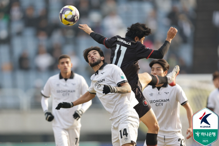 '새역사 썼다' 부천, 성남과 0-0으로 비기며 창단 첫 승강 PO행![…