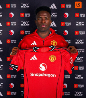 충격 이적설! '알론소와 불화' 비니시우스가 맨유로? 이미 접촉 완료...英언론 '이적료 2550억원'