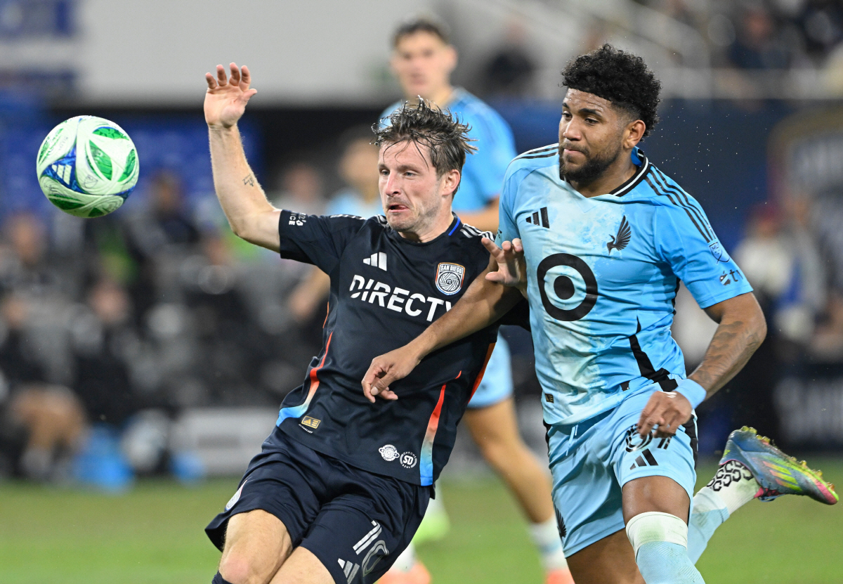 MLS '오피셜' 신인왕 작심 발언! "수준 이하 경기력" 손흥민 평가 …