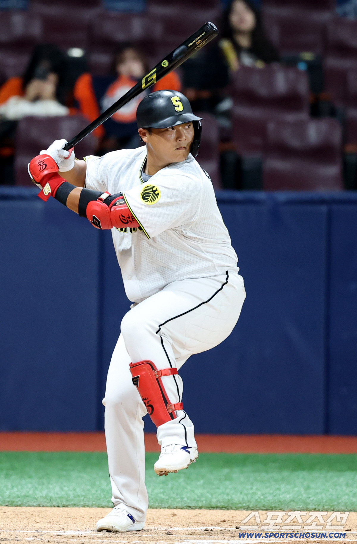 달라진 타격폼의 힘? '4할+27홈런 → 태극마크' 이대호 후계자의 '새…