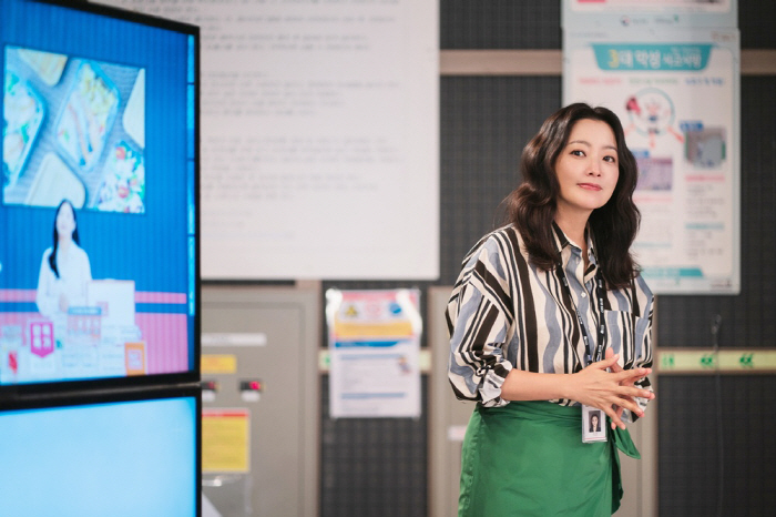 “김희선=하나의 장르” 드라마 흥행→아트 프로젝트까지 2025년 올킬 행…