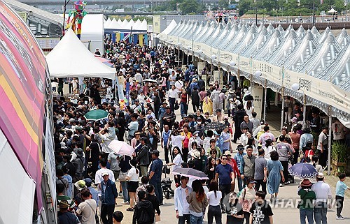 강릉시 올해 축제 방문객 260만명 돌파…'사계절 축제 도시로'