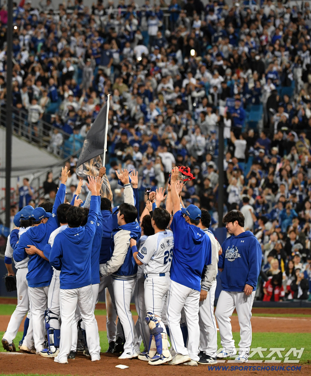 삼성은 '진짜' 왜 최형우를 영입할까? KIA의 오판과 등돌린 팬심[SC…