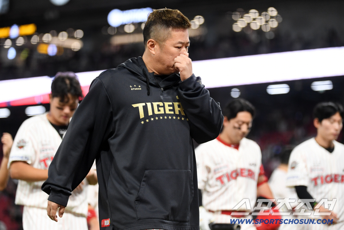 삼성은 '진짜' 왜 최형우를 영입할까? KIA의 오판과 등돌린 팬심[SC…