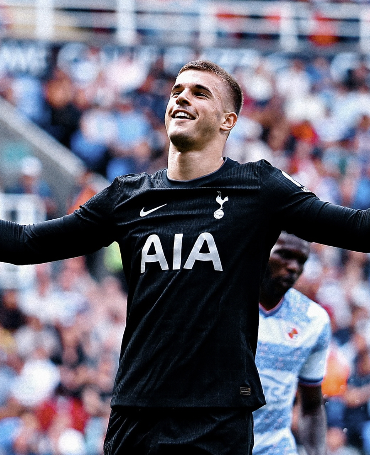 이럴 수가! 손흥민도 '해내지 못한 대기록' 주인공, '토트넘 0경기'로…