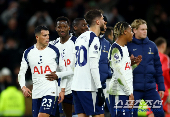 "내동료 향한 팬들의 무례한 야유,용납 못해!" 'SON동료'포로,베르발…