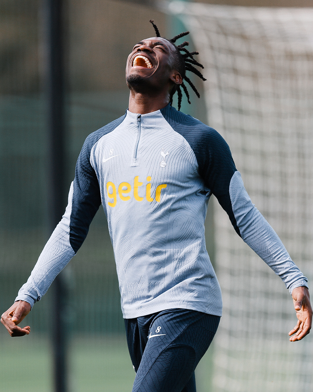 英 단독 보도! 흥민 형처럼 그때 나갈껄! '눈물 펑펑' 비수마 재계약설…