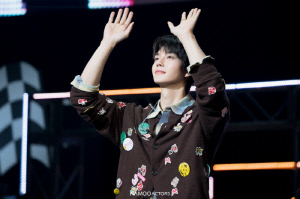 '얼굴천재' 송강 컴백에 일본까지 난리났다..전석매진→日후지TV 독점 공개