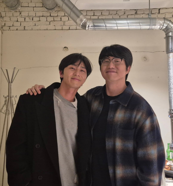 성시경x박서준, 소주병이 대체 몇개야..발그레한 얼굴로 술자리 인증