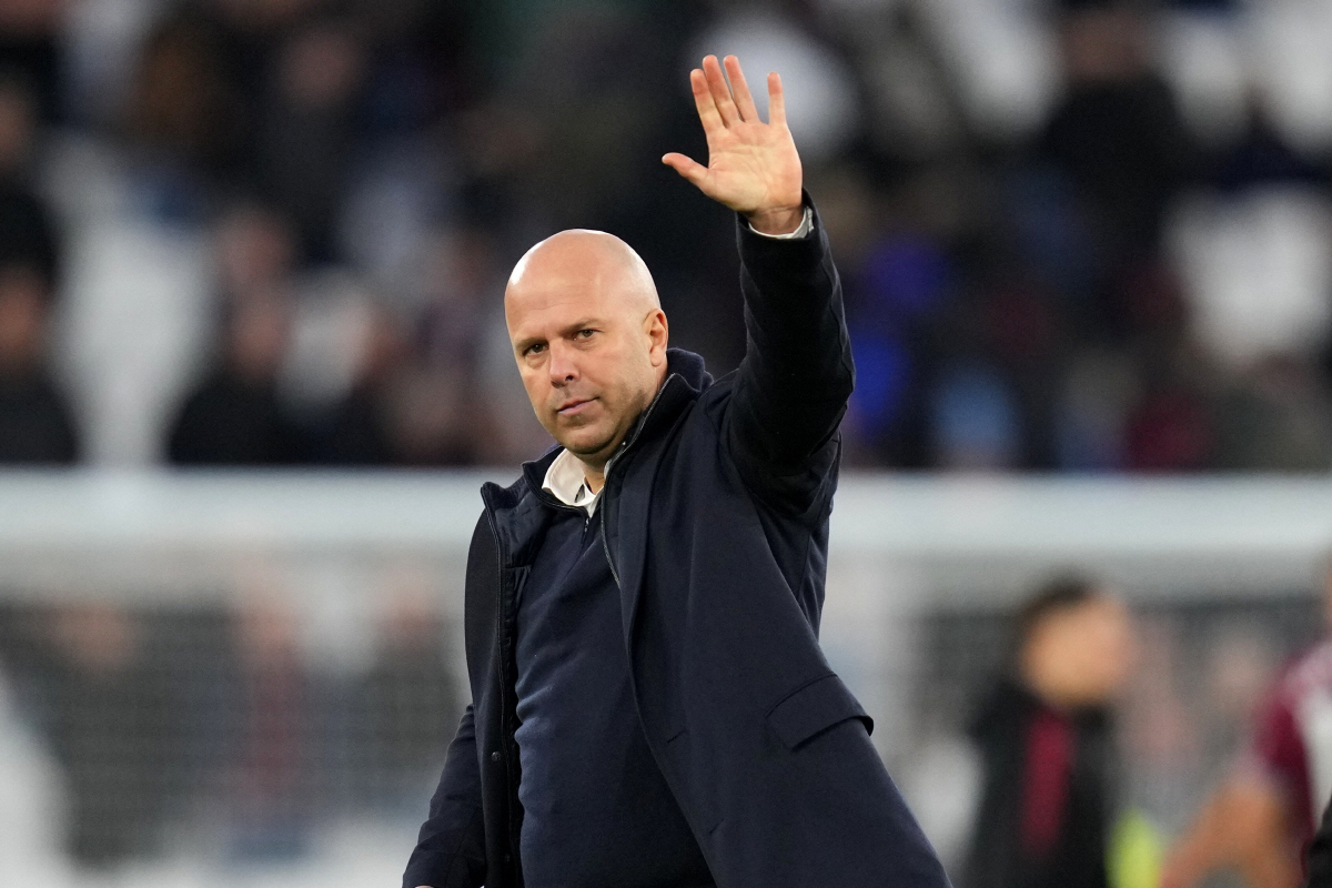 "토트넘 탈출한 손흥민이 부럽지" 살라 없는 리버풀의 시작인가, 'BBC…